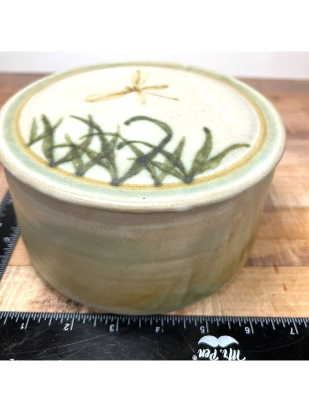 VERY NICE Large Vintage Stoneware Trinket Box With Grass & Dragonfly Design
